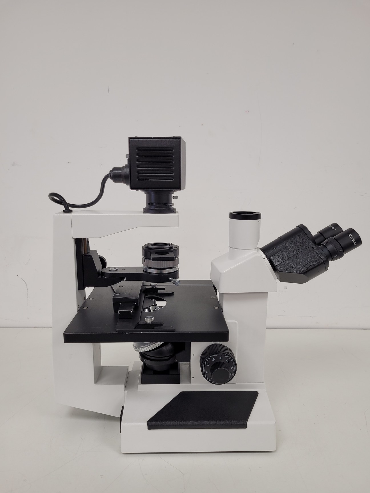 Image of Ceti TC-100 Model: Inverso 3650.000 Inverted Fluorescence Microscope  Lab