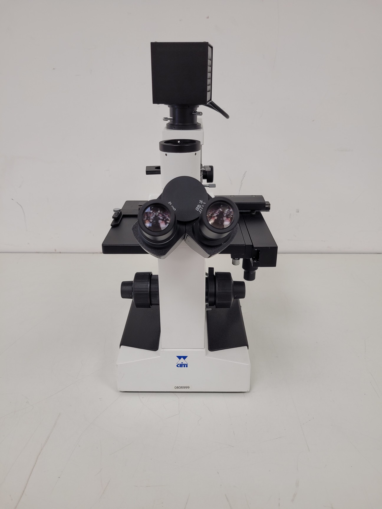 Image of Ceti TC-100 Model: Inverso 3650.000 Inverted Fluorescence Microscope  Lab