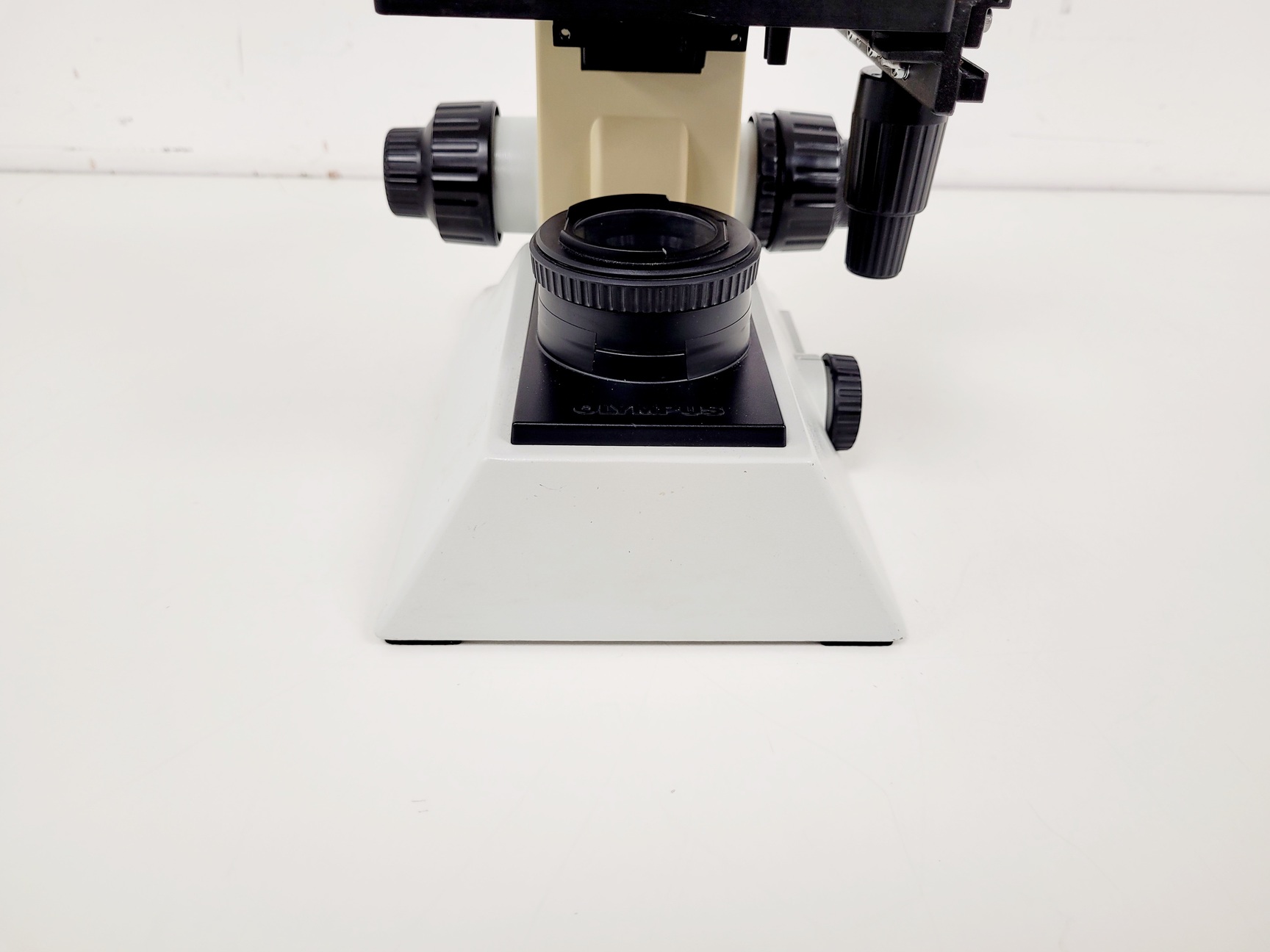 Image of Olympus CH20 Compound Microscope  Model: CH20BIMF200 with 2 x Objectives Lab