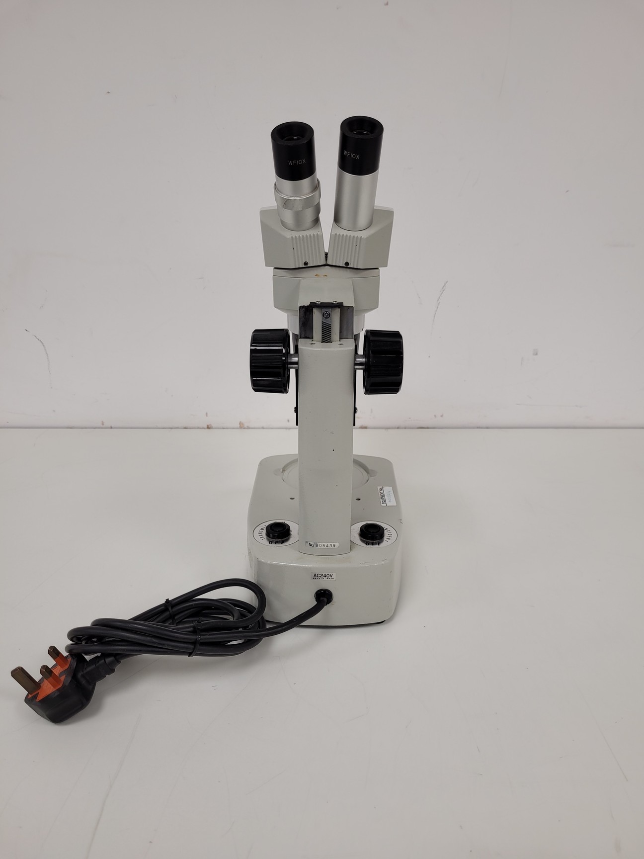 Image of Kyowa Optical Stereo Zoom Microscope  Model: SE-L Lab