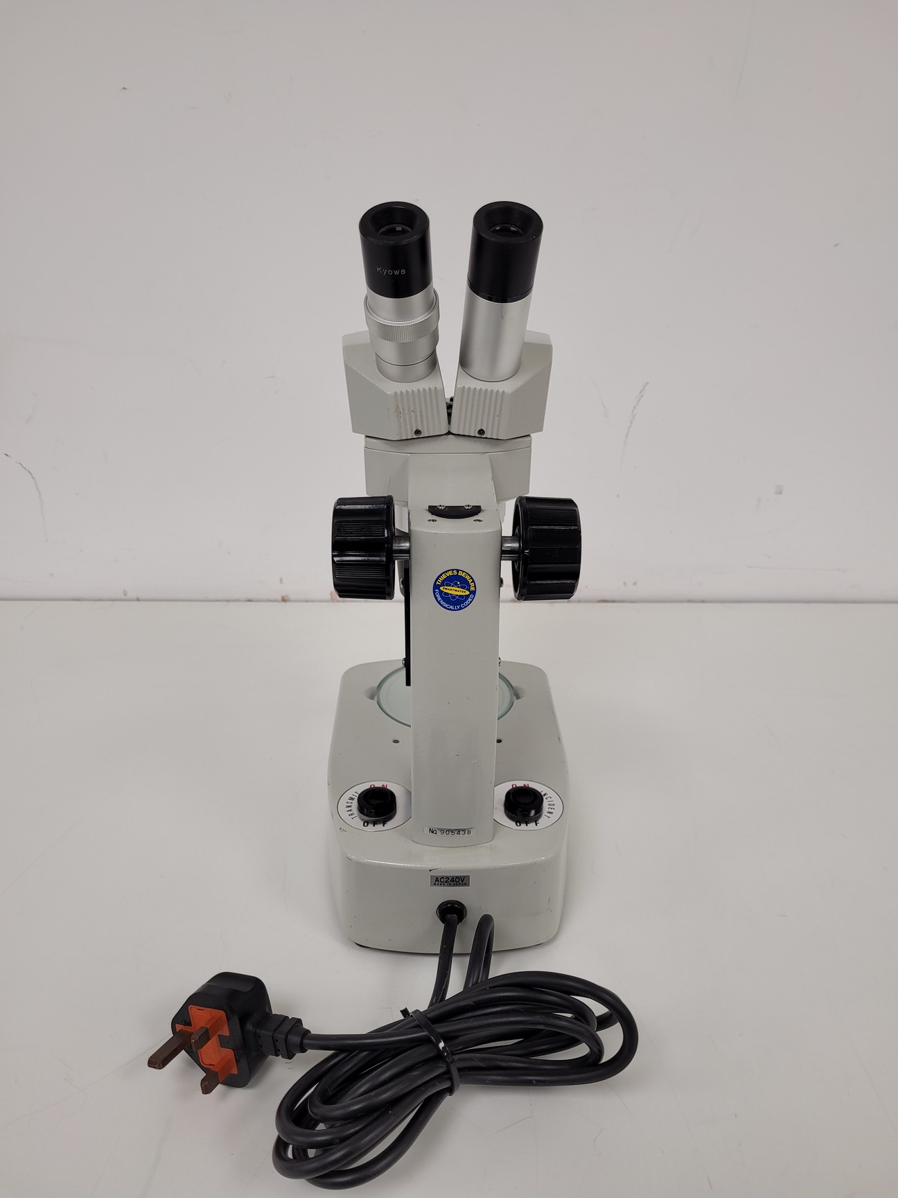 Image of Kyowa Optical Stereo Zoom Microscope Model: SE-L - 3x, 1x Lab