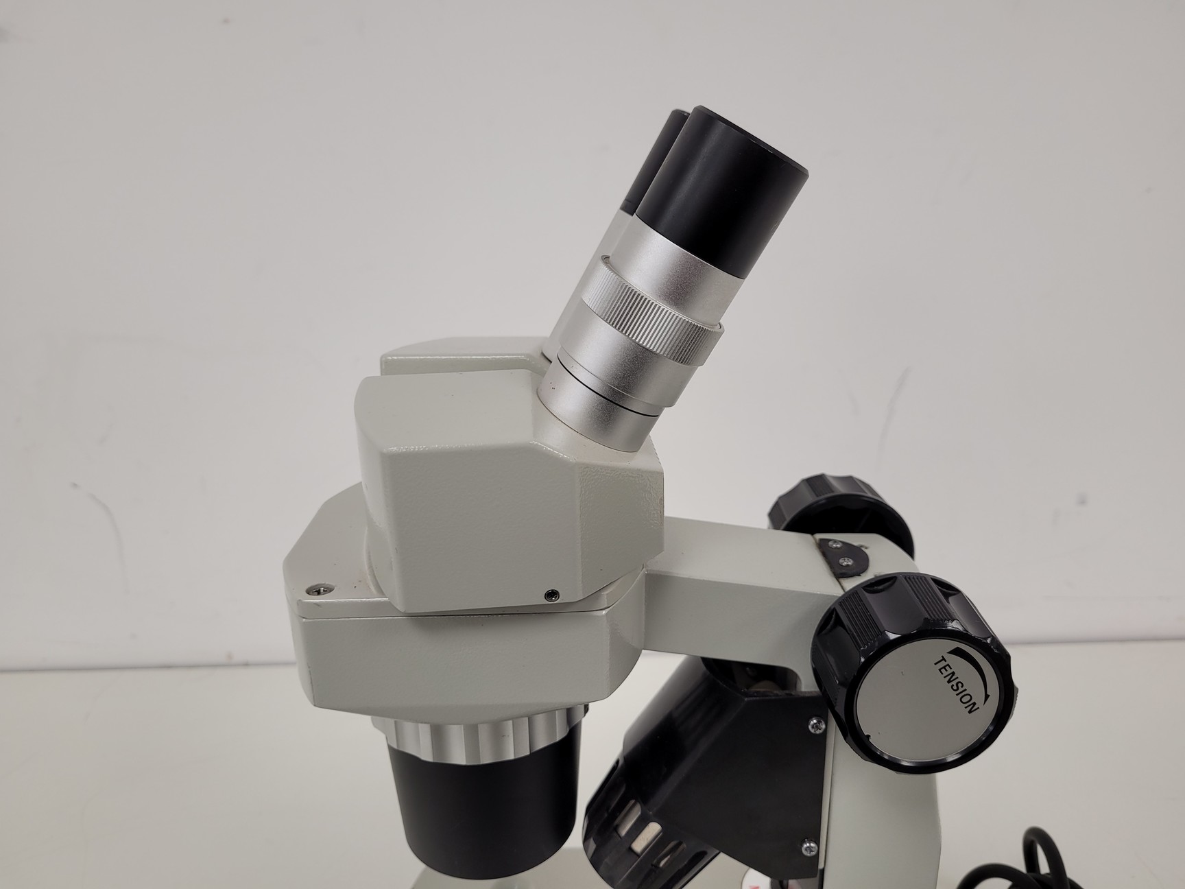 Image of Kyowa Optical Stereo Zoom Microscope Model: SE-L - 3x, 1x Lab