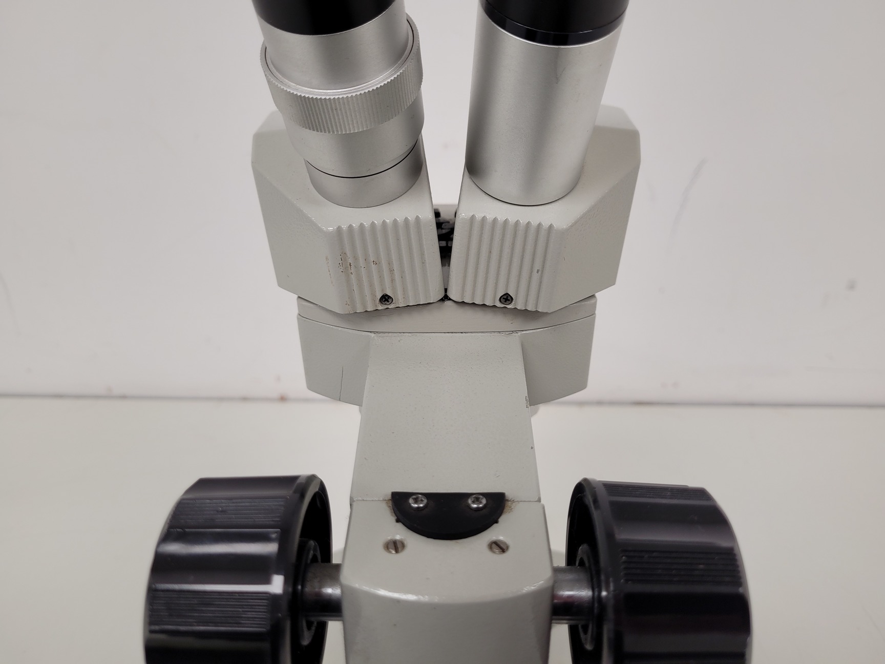 Image of Kyowa Optical Stereo Zoom Microscope Model: SE-L - 3x, 1x Lab