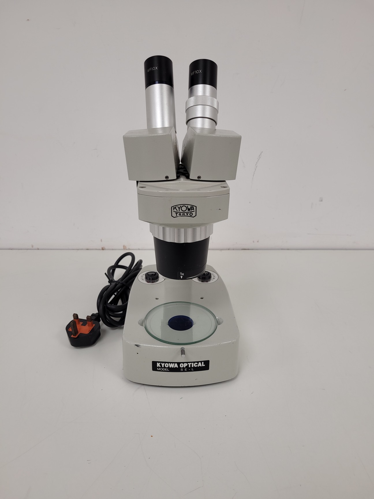 Image of Kyowa Optical 1x, 3x, Stereo Zoom Microscope  Model: SE-L Lab
