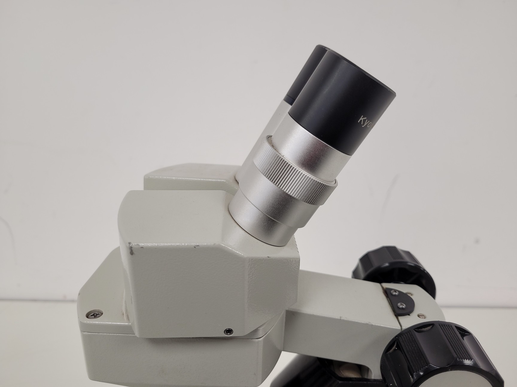 Image of Kyowa Optical 1x, 3x, Stereo Zoom Microscope  Model: SE-L Lab