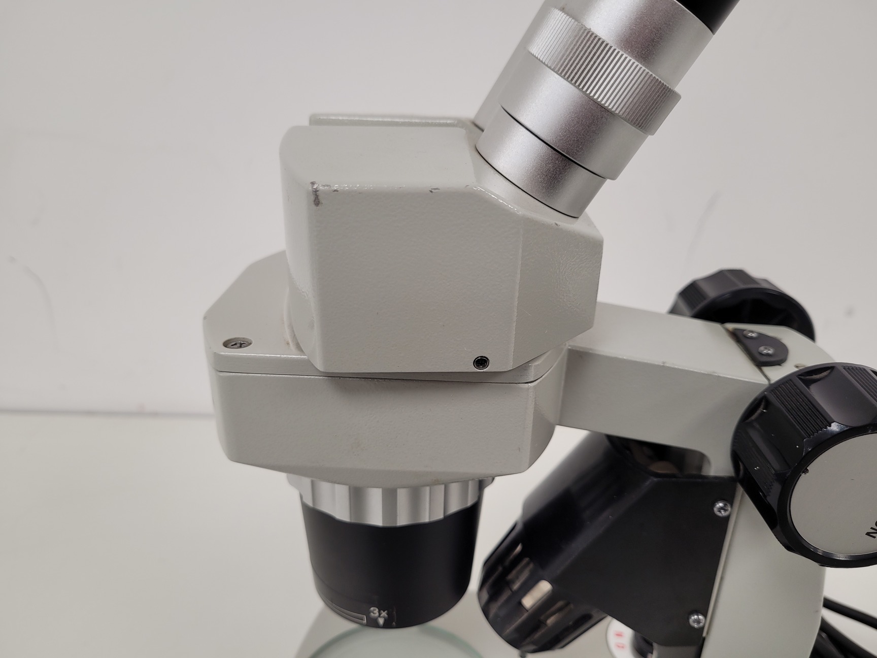 Image of Kyowa Optical 1x, 3x, Stereo Zoom Microscope  Model: SE-L Lab