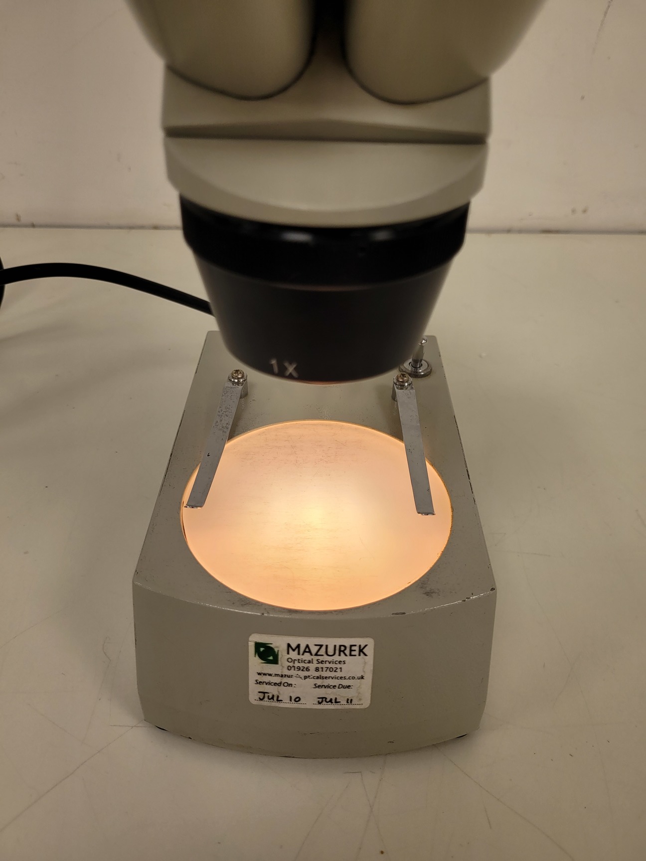 Image of Meiji Techno Stereo Zoom Microscope Model SKT Lab