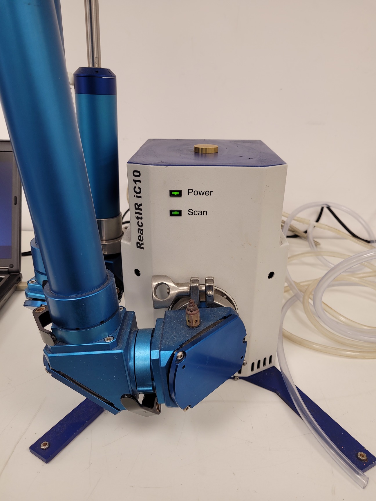 Image of Mettler Toledo ReactiR iC10 w FTIR Spectrometer System & Software Lab Fulty