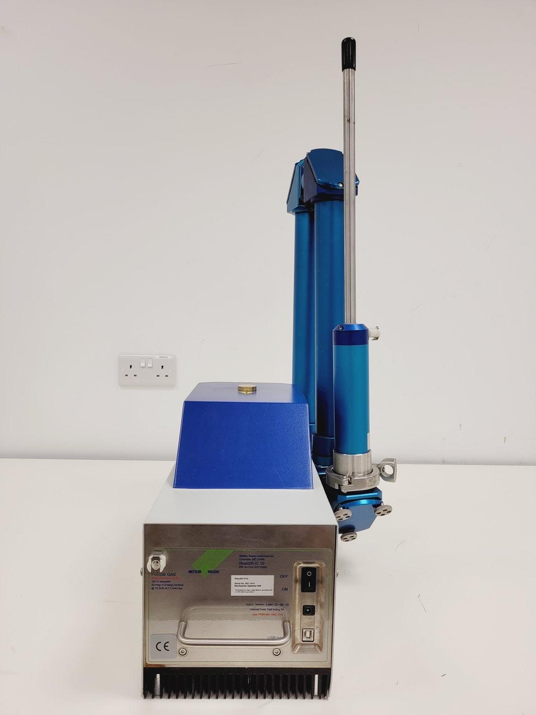 Image of Mettler Toledo ReactiR iC10 w FTIR Spectrometer System & Software Lab Fulty