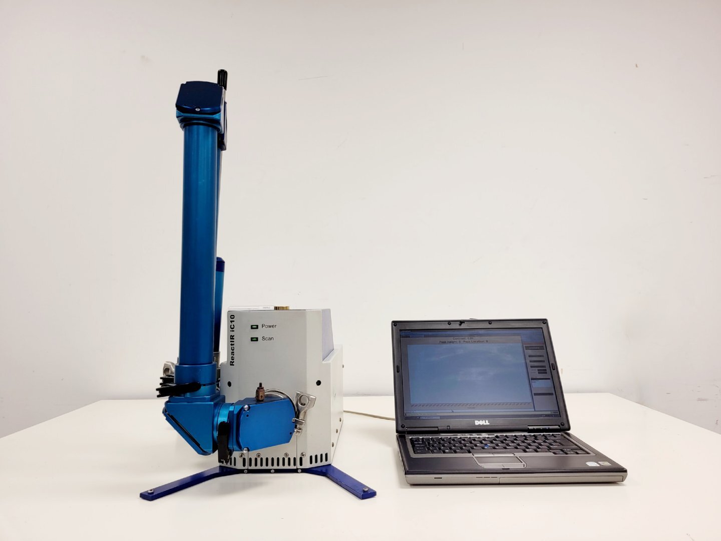 Image of Mettler Toledo ReactiR iC10 w FTIR Spectrometer System & Software Lab Fulty