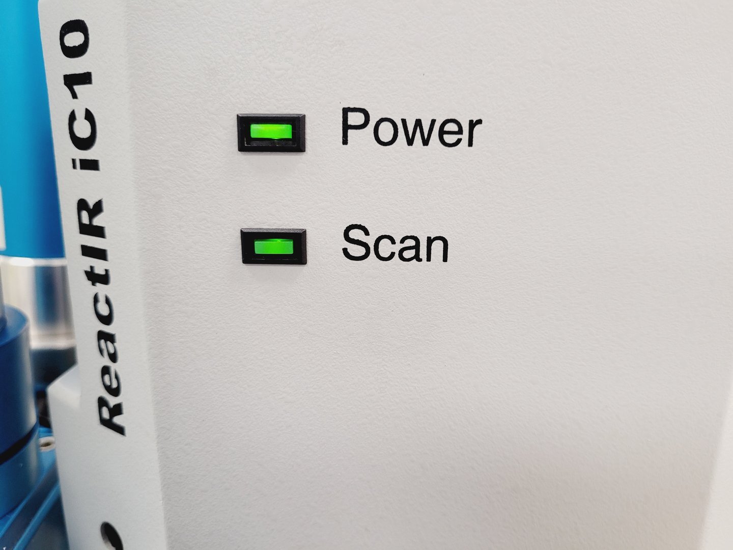 Image of Mettler Toledo ReactiR iC10 w FTIR Spectrometer System & Software Lab Fulty