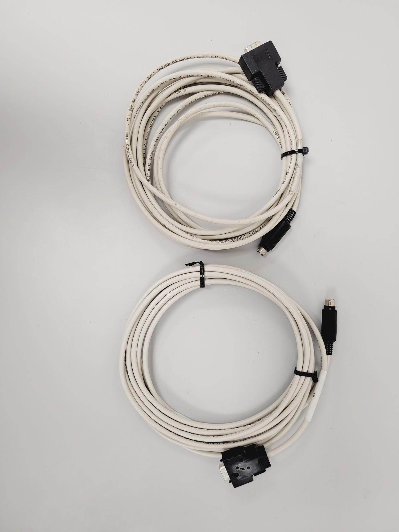 Image of Applied Biosystems ABI Prism 310 Genetic Analysis System Lab