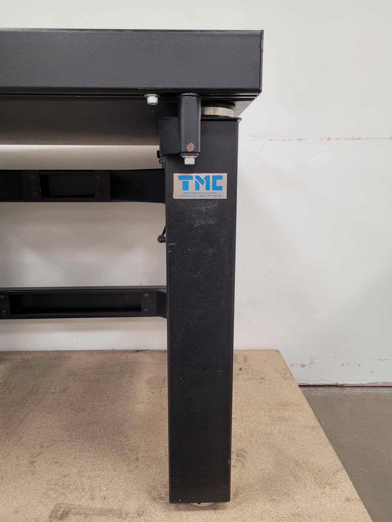 Image of TMC Optics Vibration Isolation Table  Model: 63-530 Lab