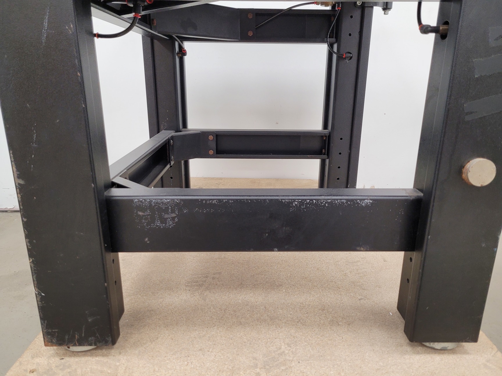 Image of TMC Optics Vibration Isolation Table  Model: 63-530 Lab