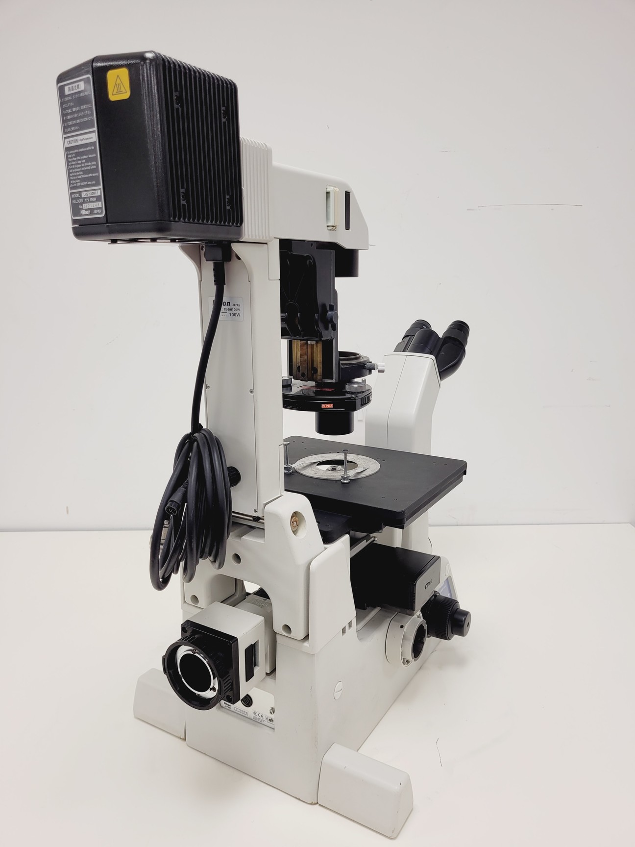 Image of Nikon Eclipse TE300 Microscope Inverted Fluorescence Microscope Lab Faulty