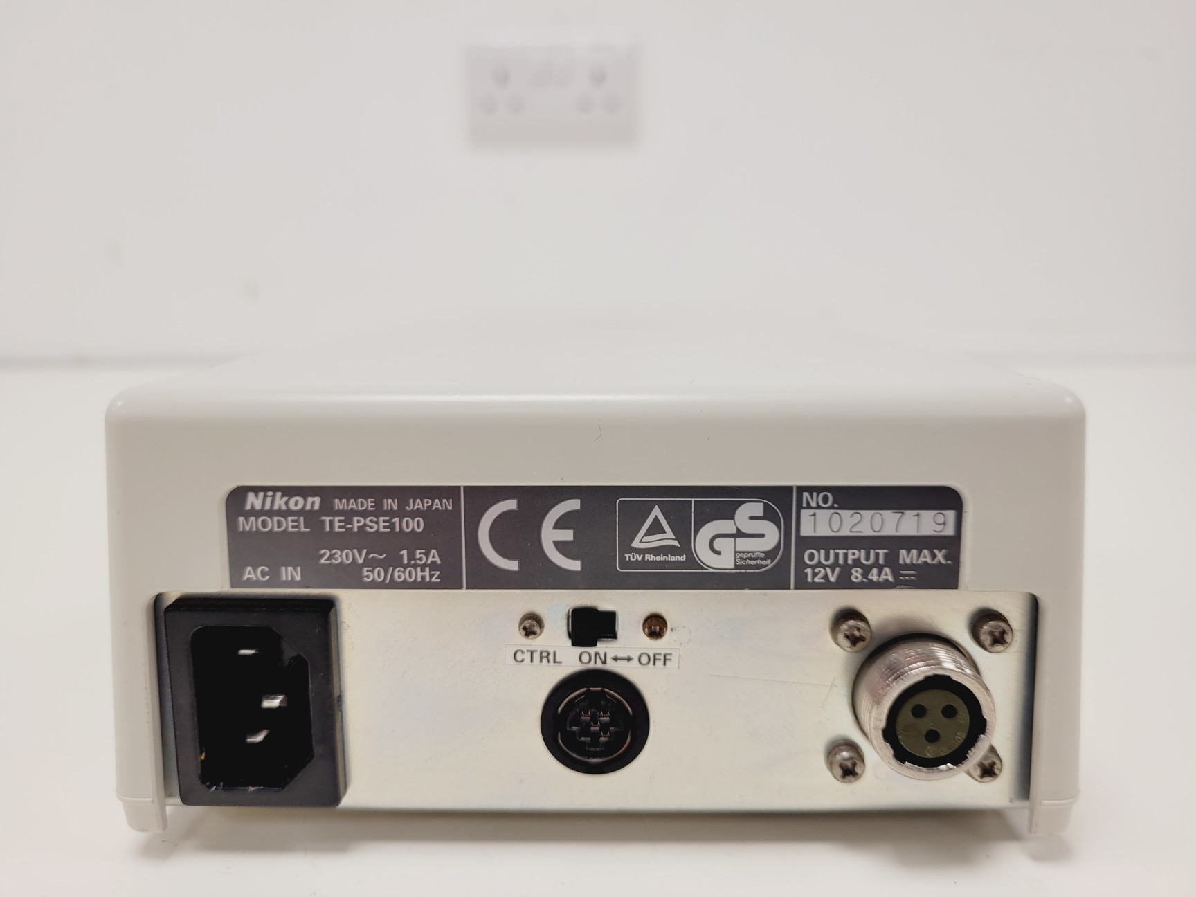 Image of Nikon Eclipse TE300 Microscope Inverted Fluorescence Microscope Lab Faulty