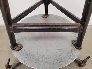 Thumbnail image of Leybold Frictionless Rotating Platform/Seat