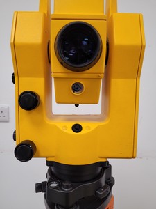 Thumbnail image of Geotronics Geodolite Surveying Total Station  GDL 506B 571 145 080 with Tripod