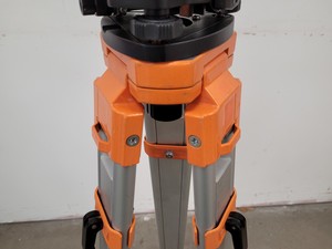 Thumbnail image of Geotronics Geodolite Surveying Total Station  GDL 506B 571 145 080 with Tripod