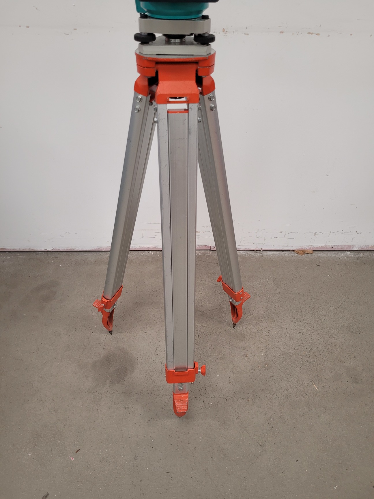 Image of Sokkia Surveying Total Station Type: SET530RK with Tripod - Spares/Repairs