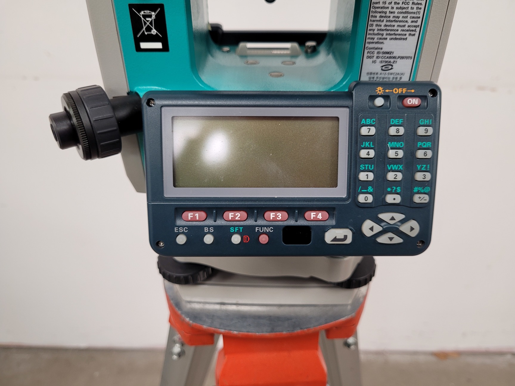 Image of Sokkia Surveying Total Station Type: SET530RK with Tripod - Spares/Repairs