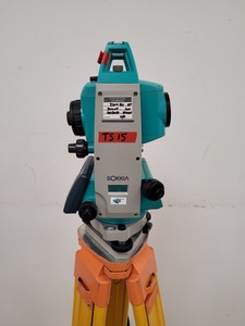 Thumbnail image of Sokkia Surveying Total Station Type: SET630RK with Tripod