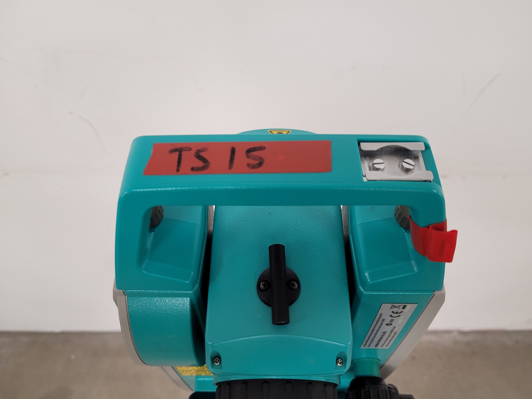 Image of Sokkia Surveying Total Station Type: SET630RK with Tripod