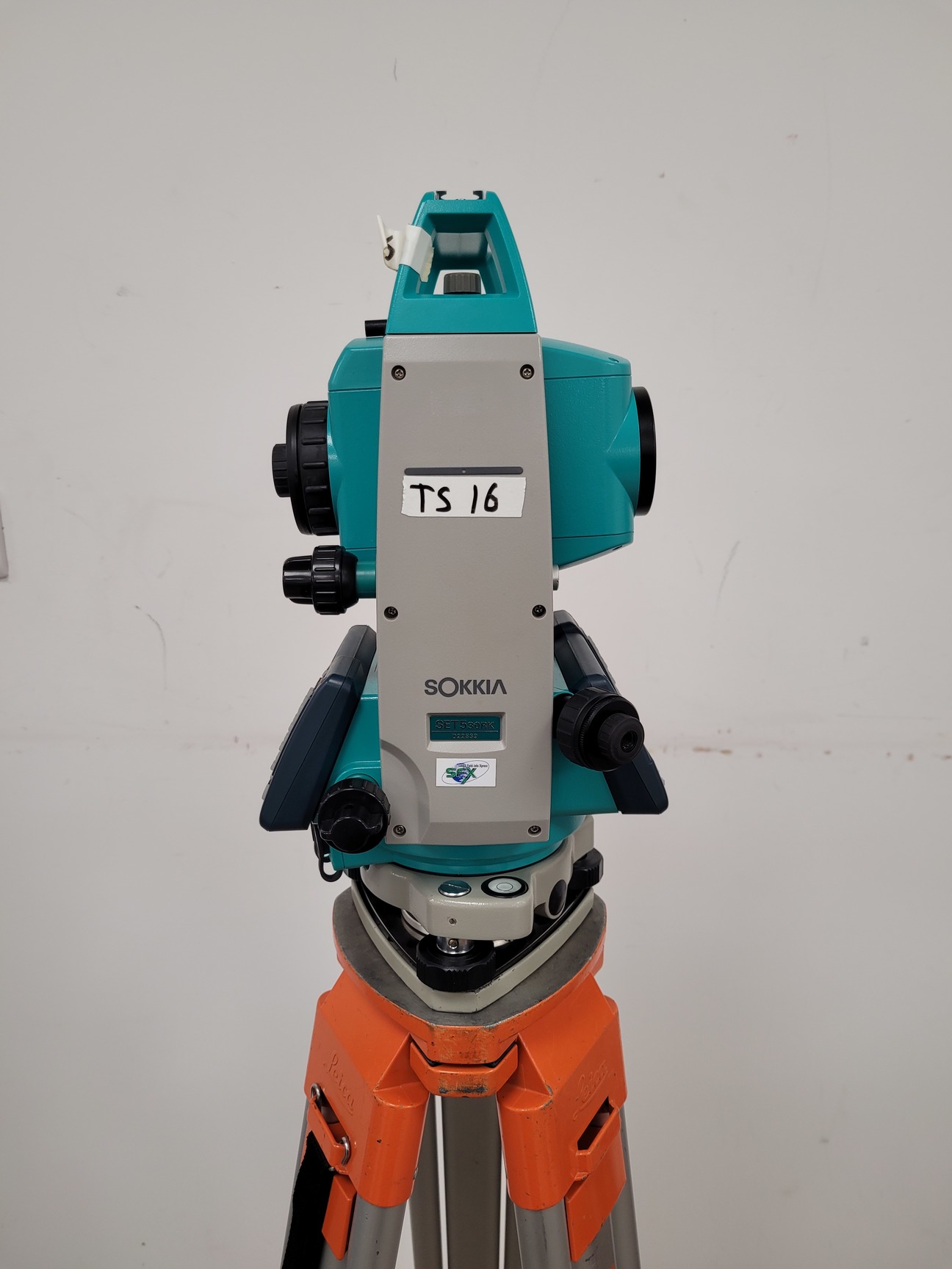 Image of Sokkia Surveying Total Station SET530RK with Tripod