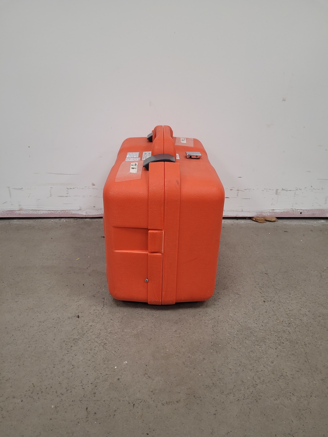 Image of Sokkia Surveying Total Station SET530RK with Tripod