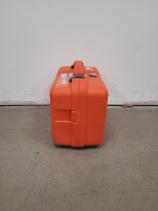 Thumbnail image of Sokkia Surveying Total Station SET530RK with Tripod