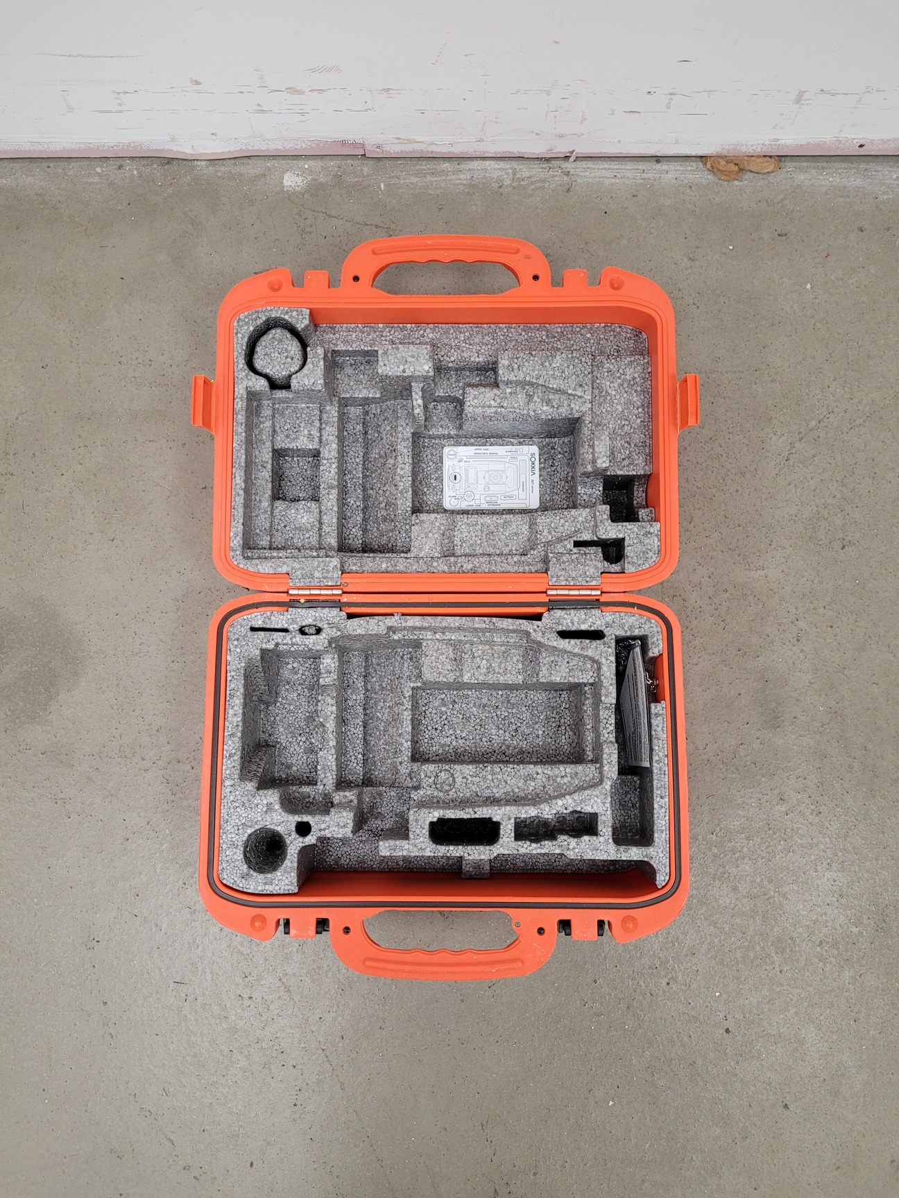 Image of Sokkia Surveying Total Station SET530RK with Tripod