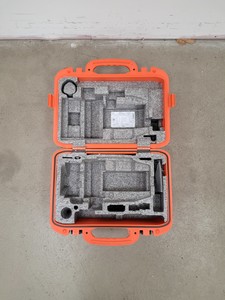 Thumbnail image of Sokkia Surveying Total Station SET530RK with Tripod