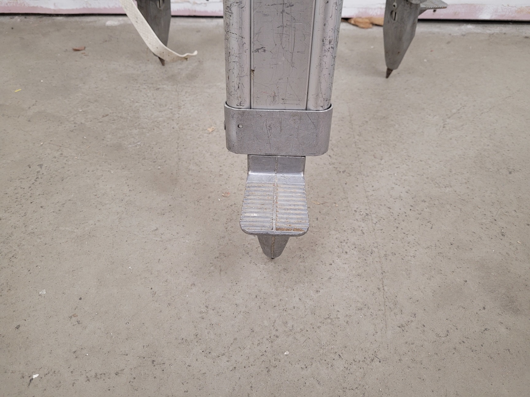 Image of Surveying Reflector Prism with Seco case & Nedo Tripod