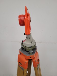 Thumbnail image of Surveying Reflector Prism with Carry Case & Topcon Surveyors Tripod