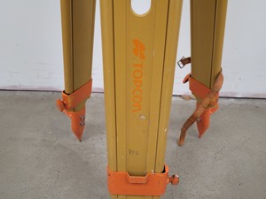 Thumbnail image of Surveying Reflector Prism with Carry Case & Topcon Surveyors Tripod