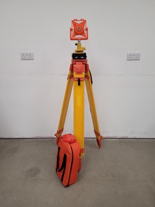 Image of Topcon Surveying Reflector Prism with Carry Case & Surveyors Tripod
