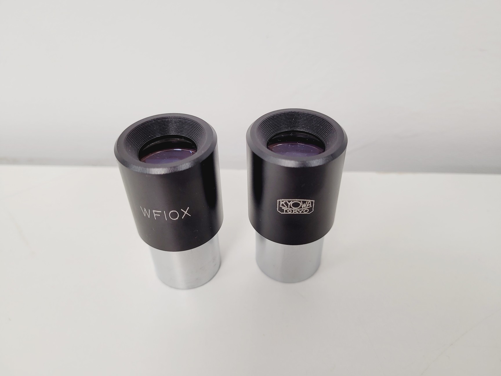 Image of Kyowa Tokyo Compound Microscope with 4 x Objectives PL 20 Para Phase Lab