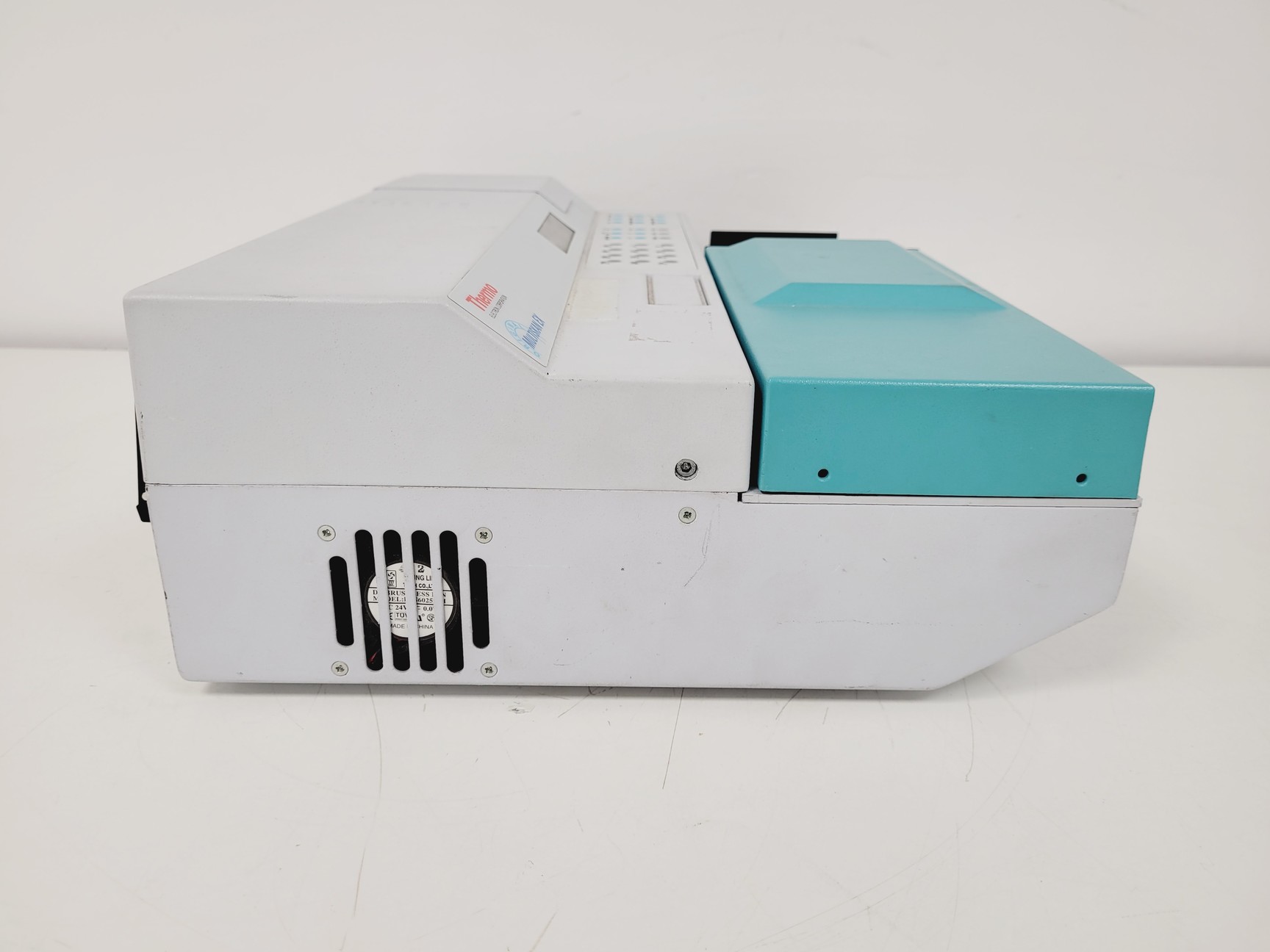 Labsystems Model 355 Multiskan EX Microplate Reader Lab