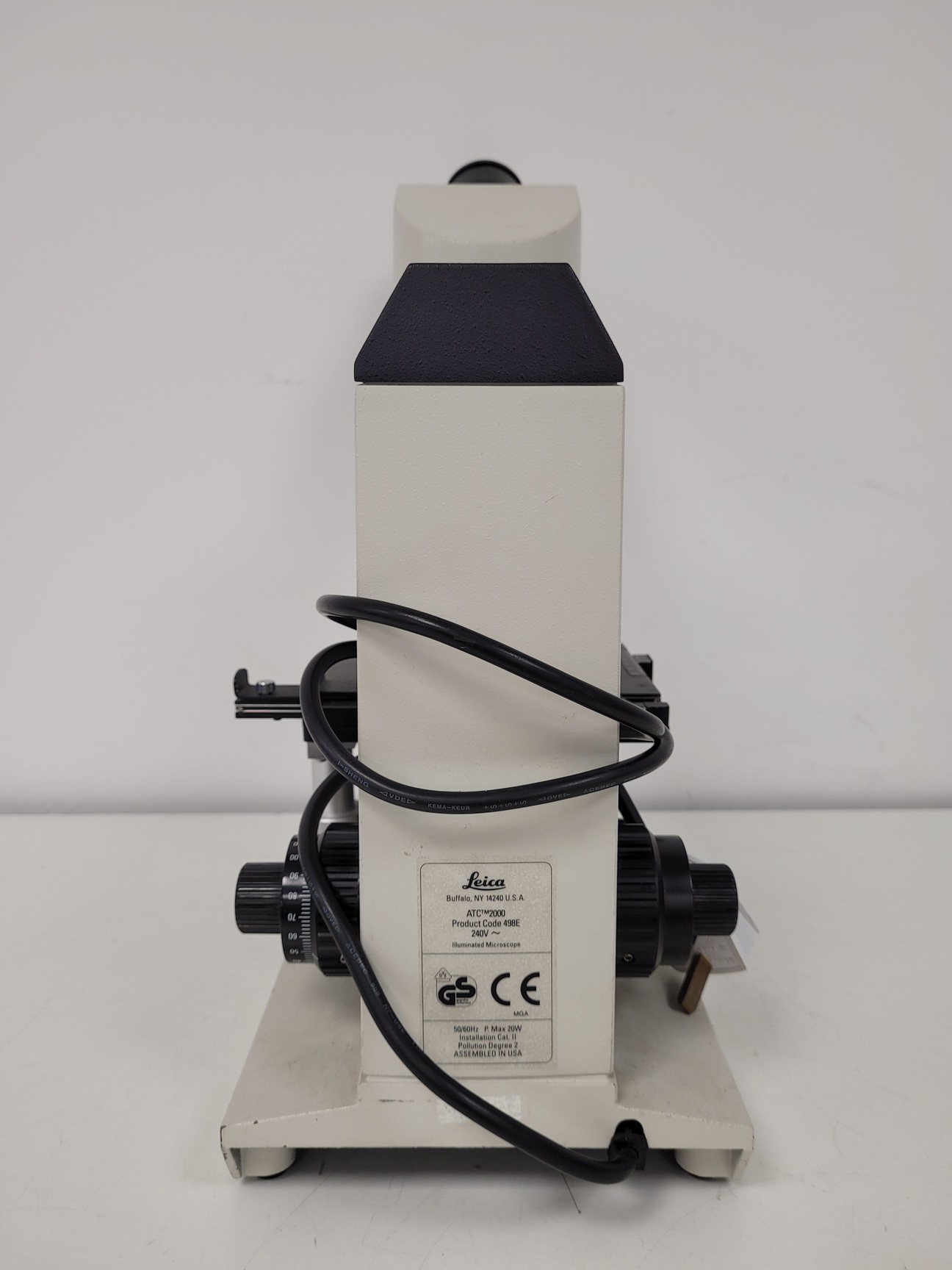 Image of Leica ATC 2000 Compound Microscope with 4 x Achromatic Objectives Lab