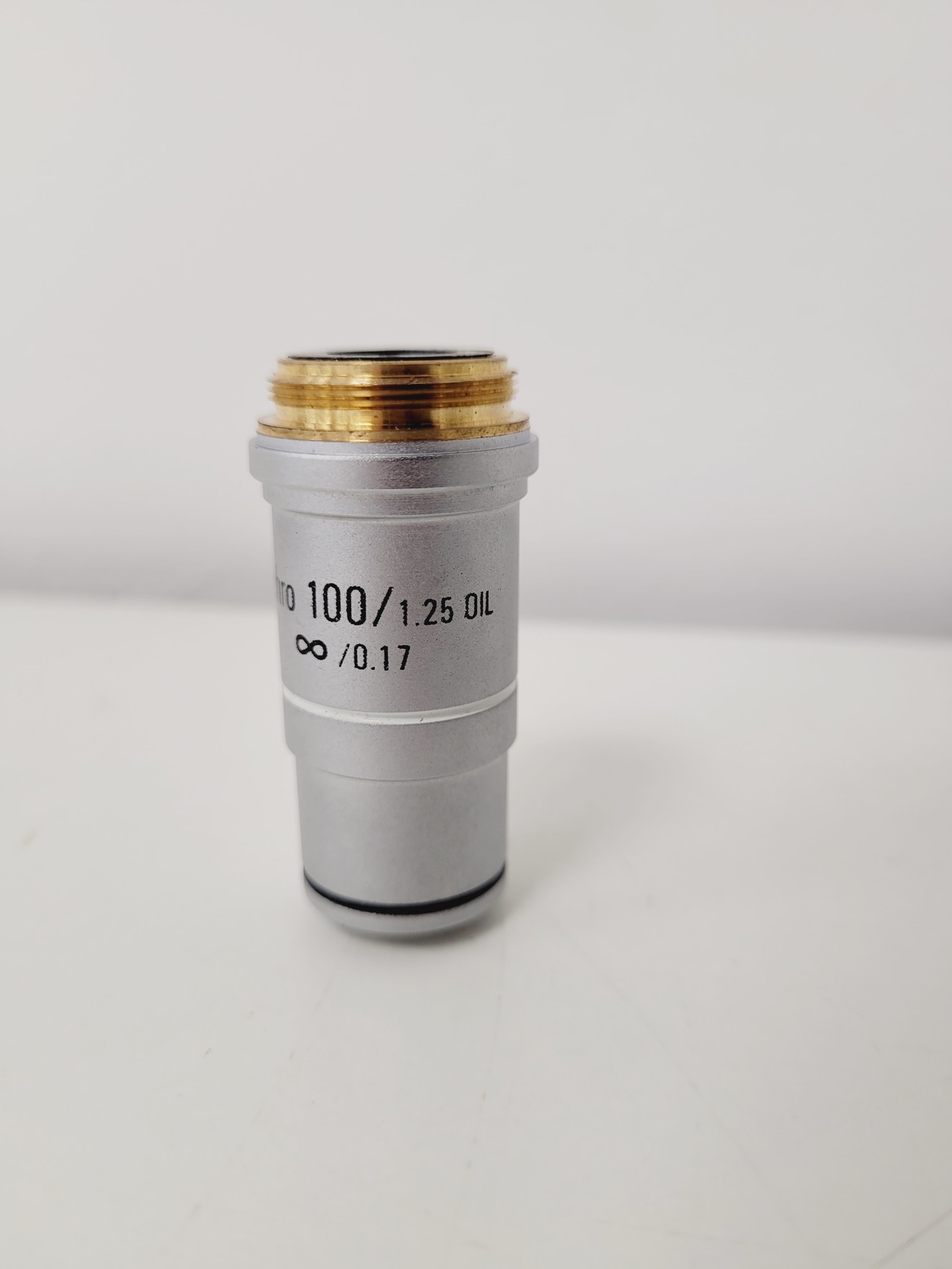 Image of Leica ATC 2000 Compound Microscope with 4 x Achromatic Objectives Lab