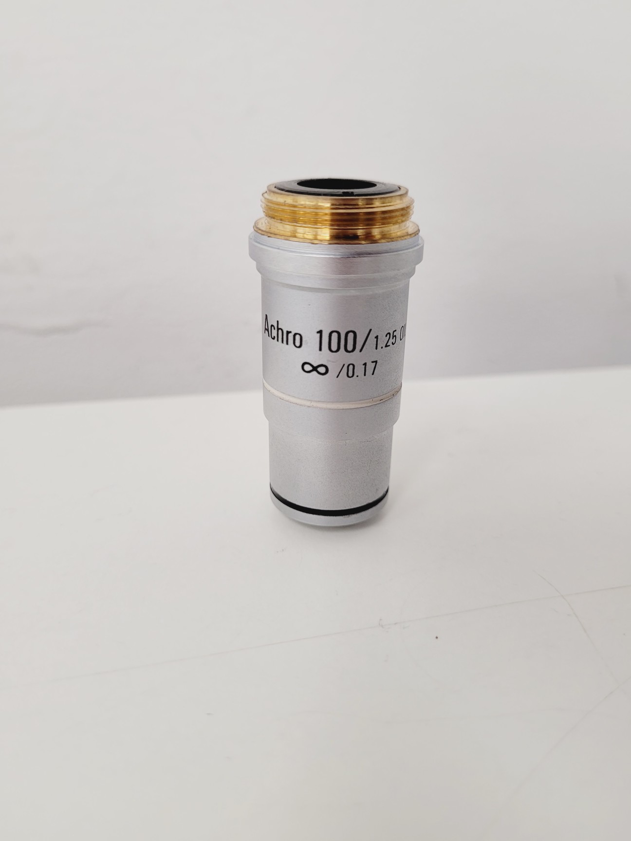 Image of Leica ATC 2000 Compound Microscope with 4 x Objectives - Achro OIL Lab