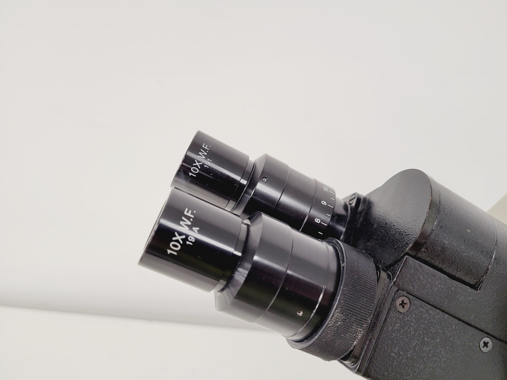 Image of Leica ATC 2000 Compound Microscope with 4 x Objectives - Achro OIL Lab