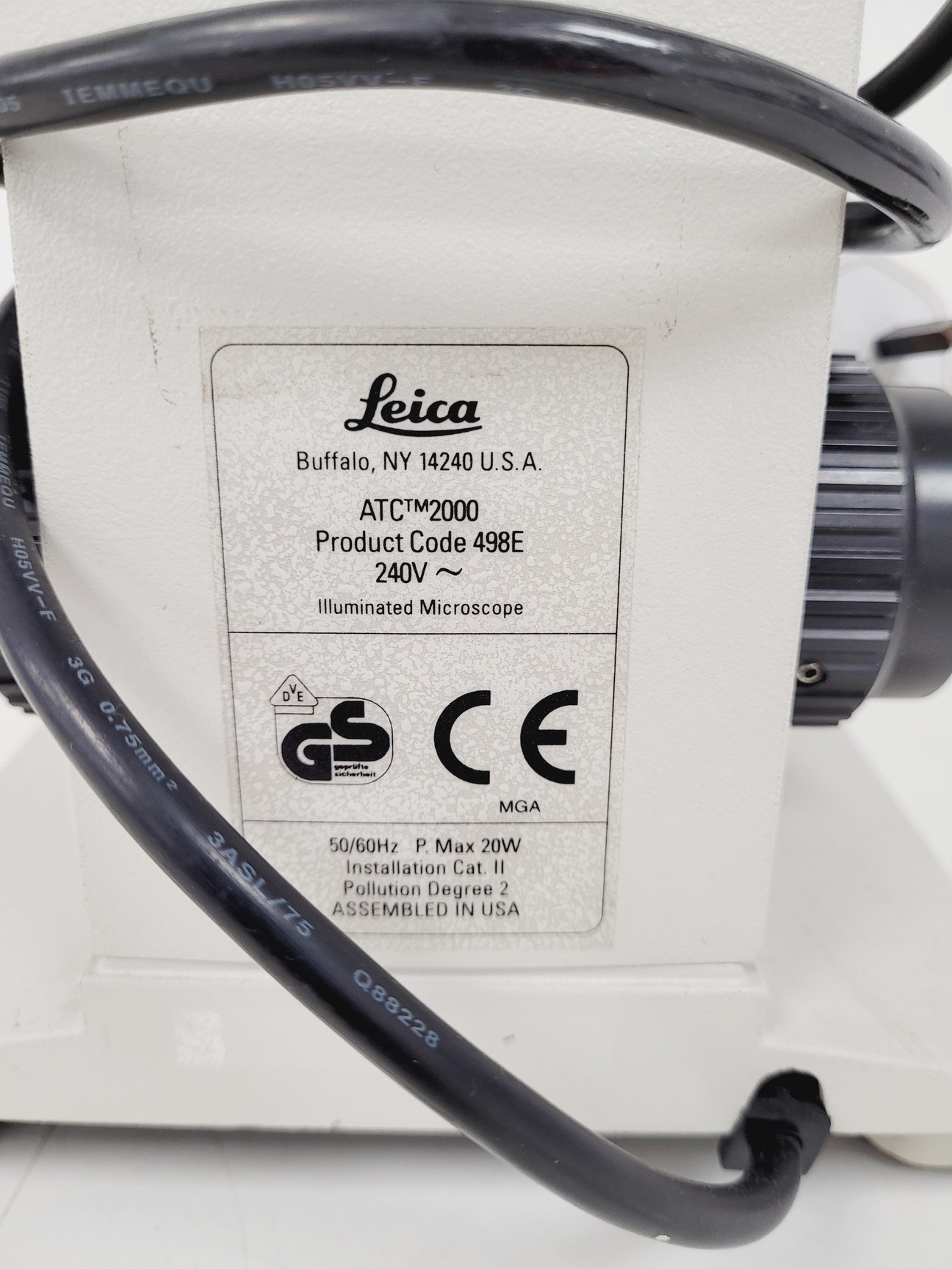 Image of Leica ATC 2000 Compound Microscope with 4 x Objectives - Achro OIL Lab