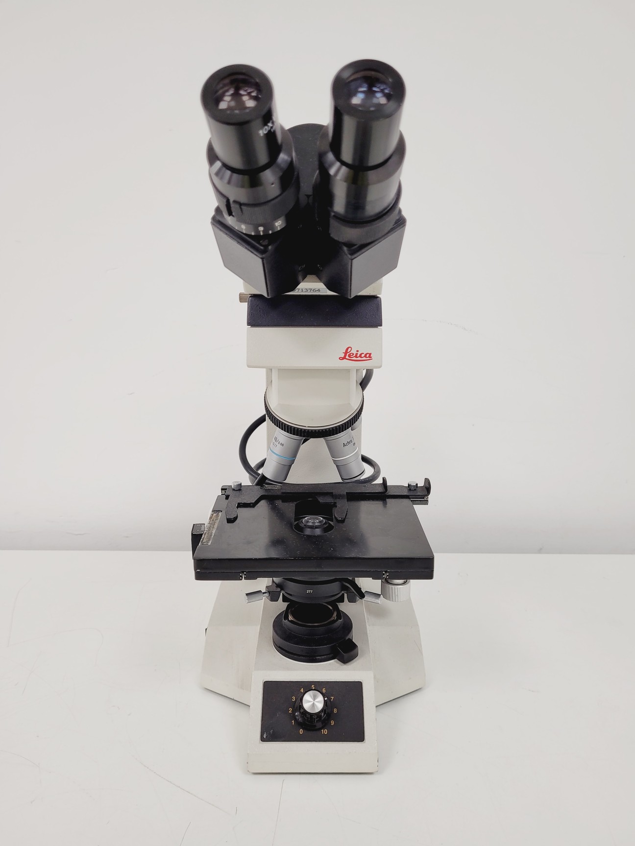 Image of Leica ATC 2000 Compound Microscope with 4 x Objectives - Achro OIL Lab
