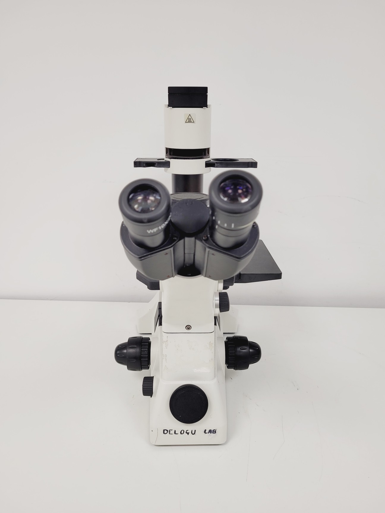 Image of HIPROVE XD-202 Inverted Biological Microscope w/ 4 x Objectives Lab