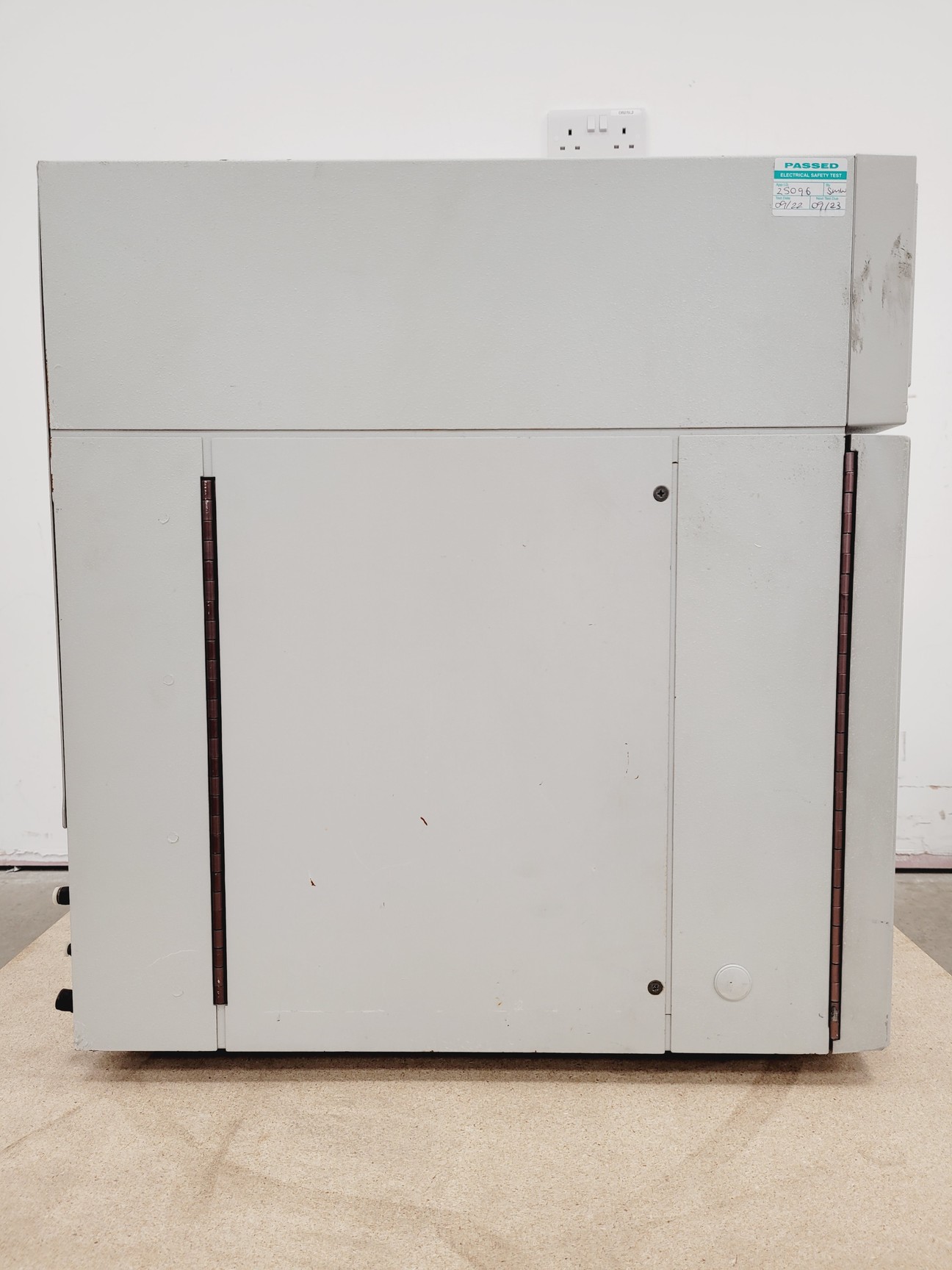 Image of Dionex ASE 200 Solvent Extractor Lab Spares/Repairs