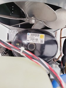 Thumbnail image of Polyscience Whispercool Recirculating Chiller N0772045 ICP-MS & ICP-OES  Lab