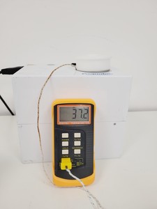 Thumbnail image of ELE Paqualab 25 Portable Incubator + Accessories for Water Testing