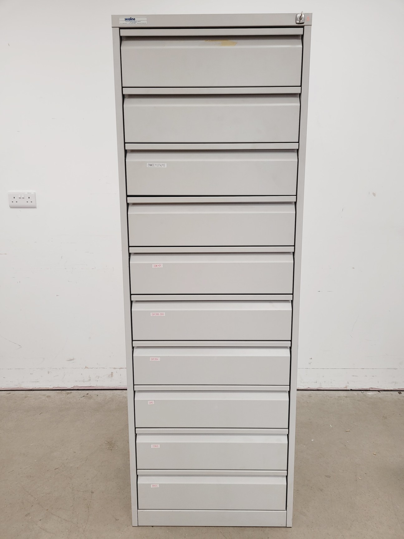 Image of Sealine Lockable Light Grey Filing Cabinet & Keys