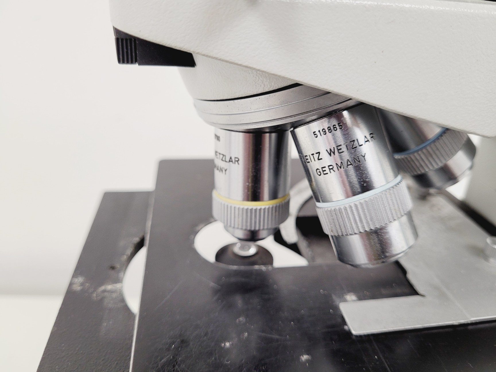 Image of Leitz Laborlux S Microscope 020-505.030 with 3 x Objectives - PHACO EF PLAN Lab
